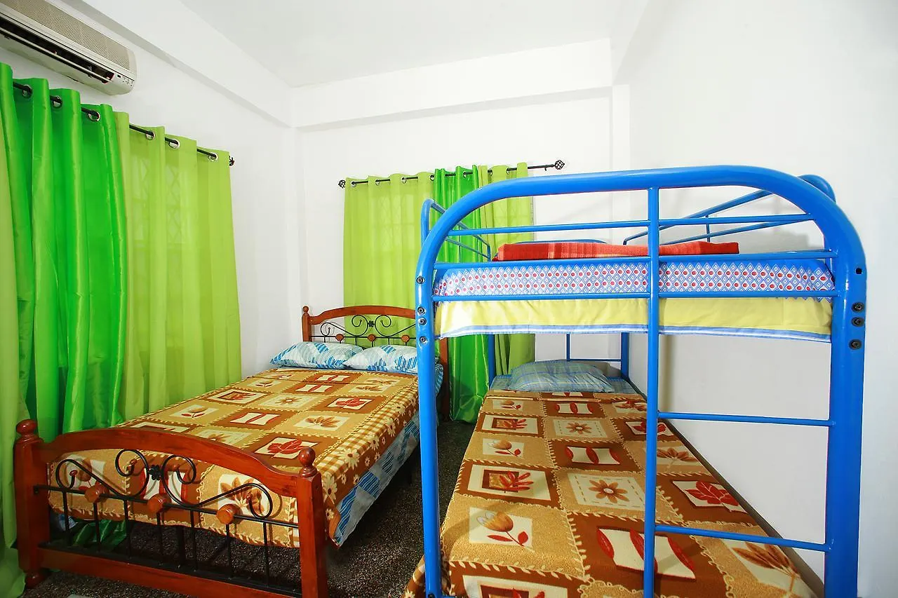 The Cannons Hotels - St James Port of Spain Apartament